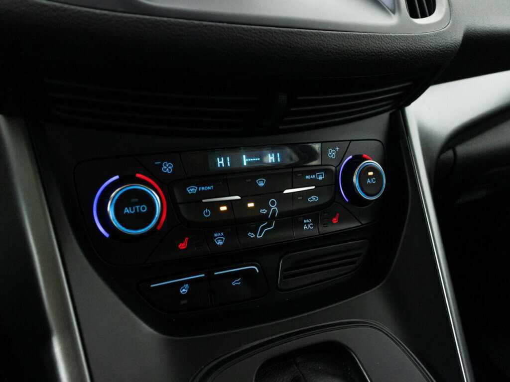 Купить Ford Kuga, 2019, 45 554 км.. Фото: #17