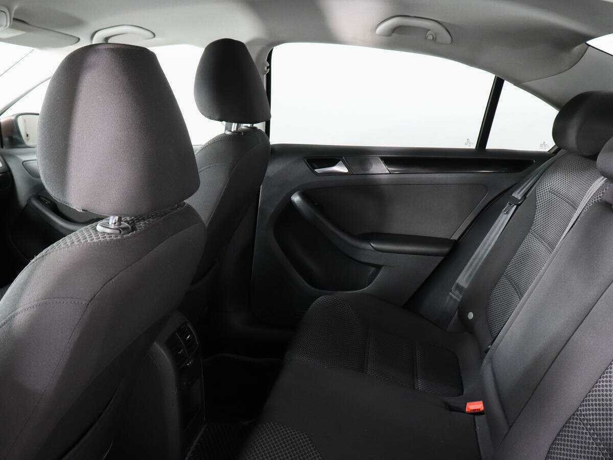 Купить Volkswagen Jetta, 2014, 125 306 км.. Фото: #7