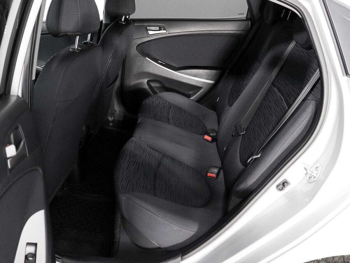 Купить Hyundai Solaris, 2016, 202 090 км.. Фото: #9