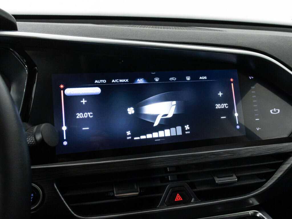 Купить Geely Tugella, 2022, 29 903 км.. Фото: #18