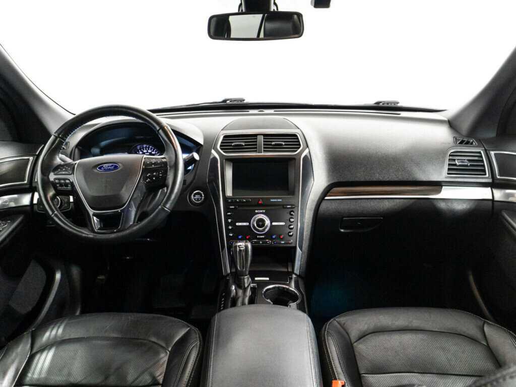 Купить Ford Explorer, 2018, 149 862 км.. Фото: #12
