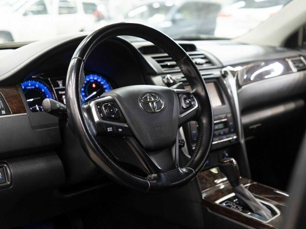 Купить Toyota Camry, 2017, 146 000 км.. Фото: #4