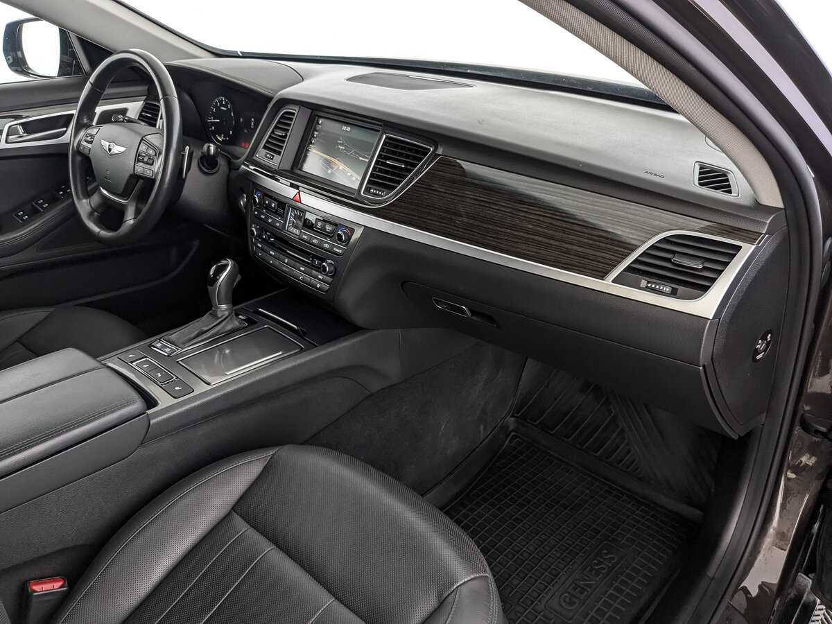 Купить Hyundai Genesis, 2015, 88 628 км.. Фото: #10