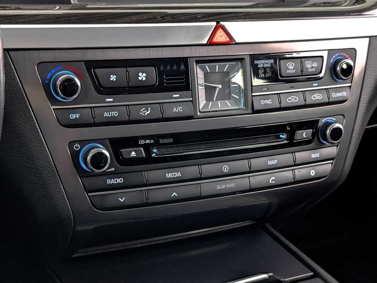 Купить Hyundai Genesis, 2015, 88 628 км.. Фото: #24