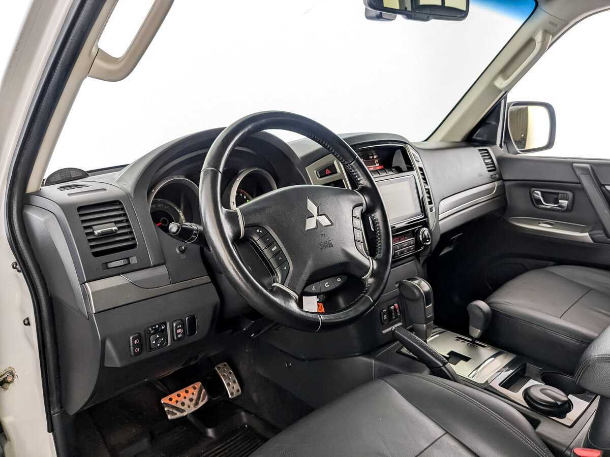 Купить Mitsubishi Pajero, 2019, 156 021 км.. Фото: #15