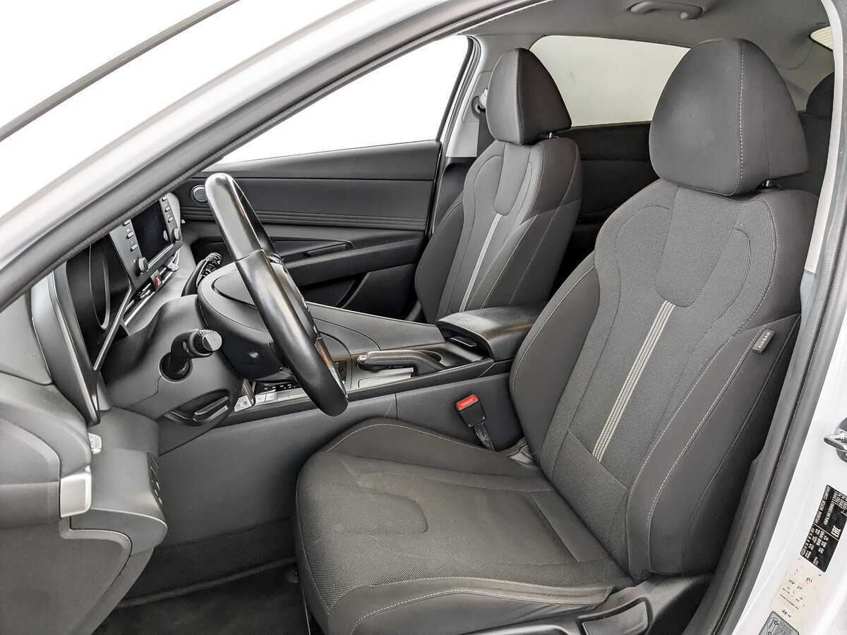 Купить Hyundai Elantra, 2021, 101 404 км.. Фото: #17