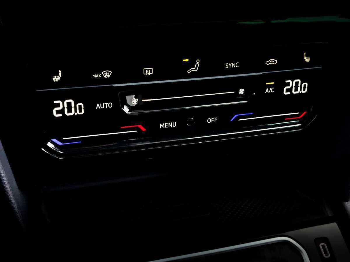 Купить Volkswagen Passat, 2021, 36 984 км.. Фото: #26