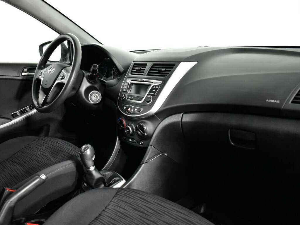 Купить Hyundai Solaris, 2016, 150 133 км.. Фото: #8