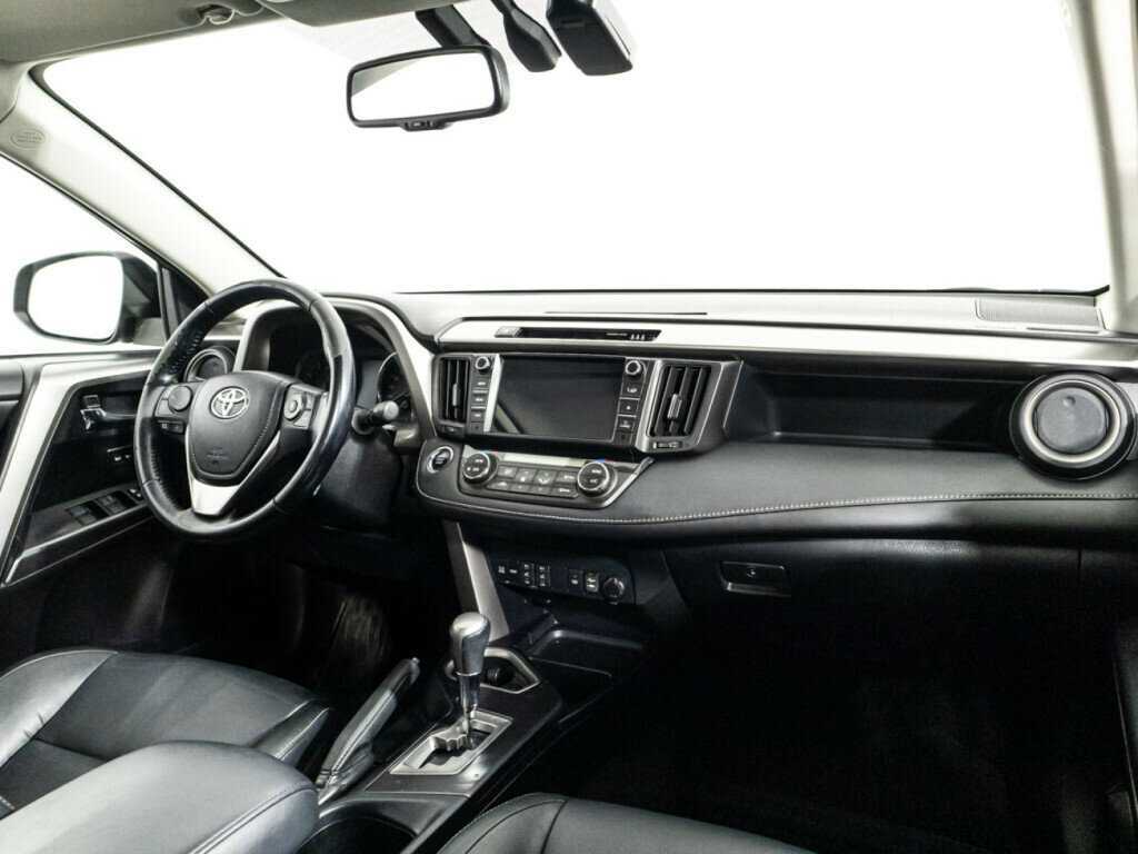 Купить Toyota RAV4, 2016, 72 437 км.. Фото: #8