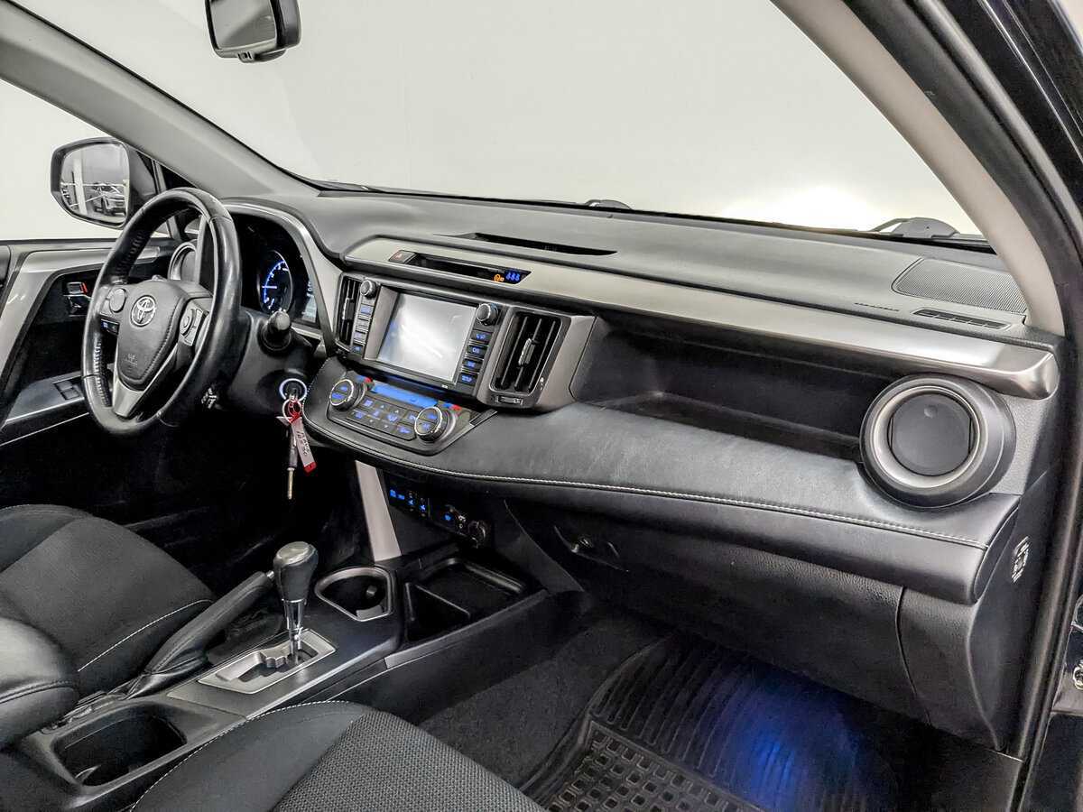 Купить Toyota RAV4, 2017, 113 759 км.. Фото: #10