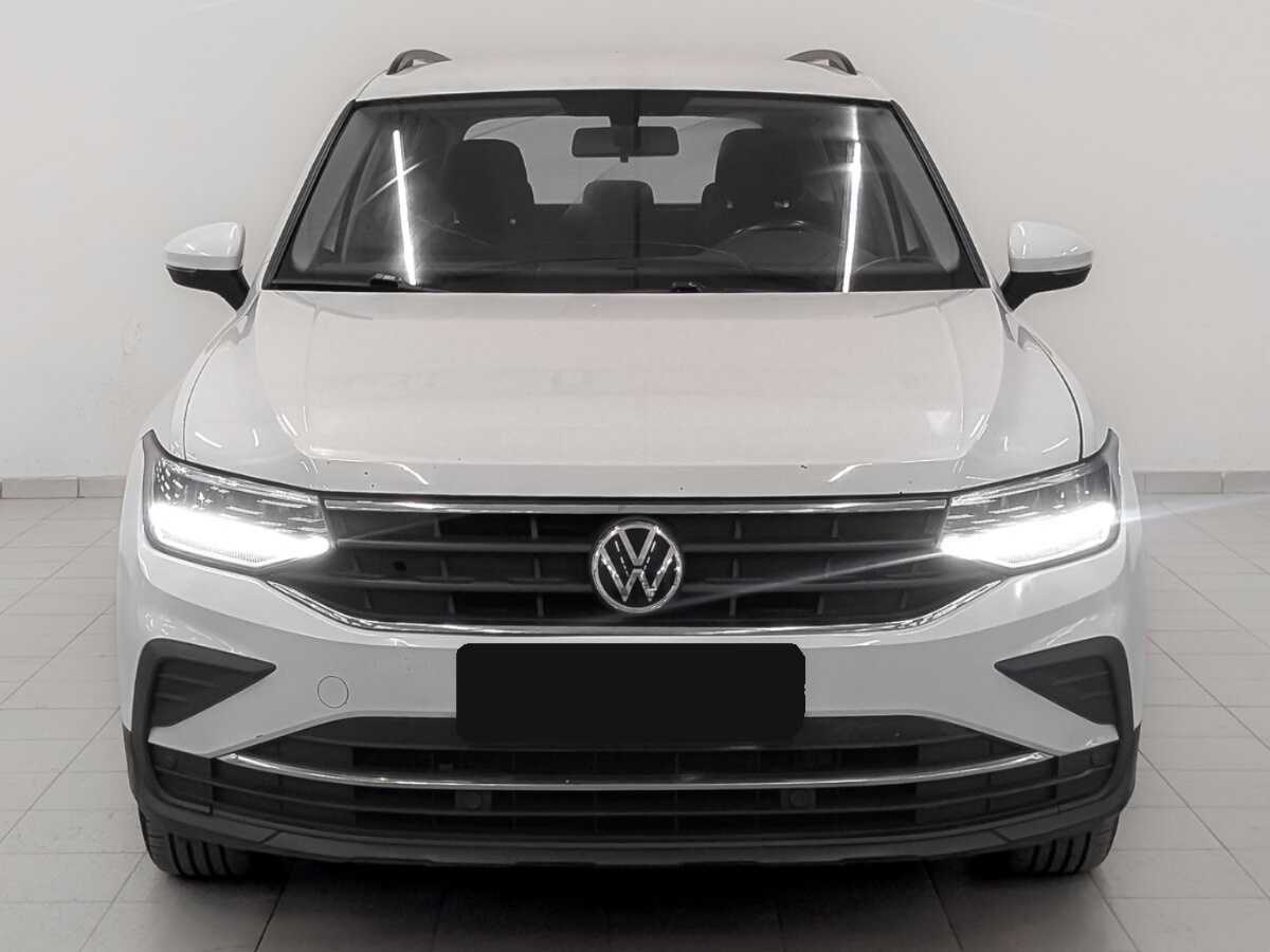 Купить Volkswagen Tiguan, 2021, 180 405 км.. Фото: #1