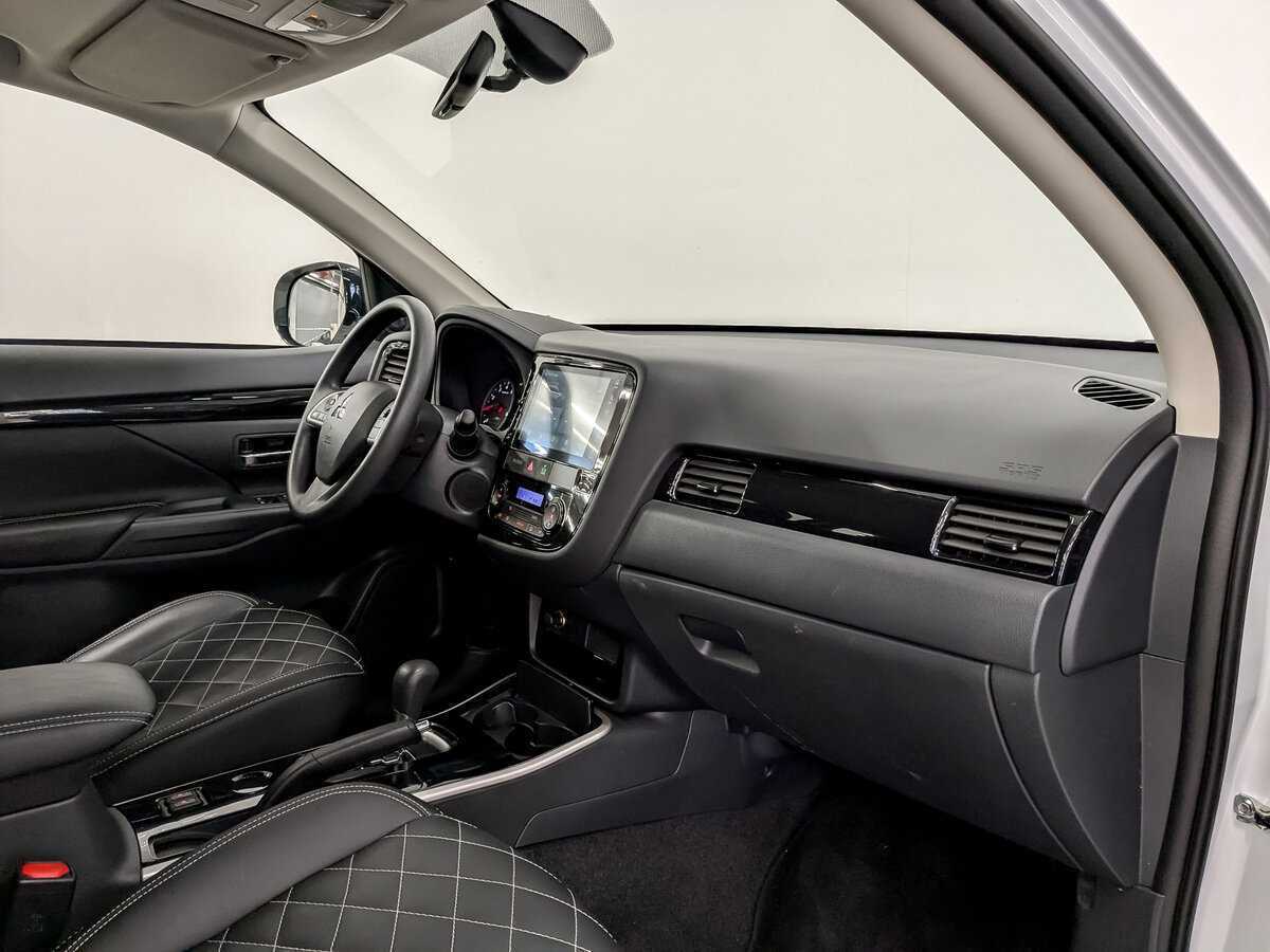 Купить Mitsubishi Outlander, 2022, 28 207 км.. Фото: #10