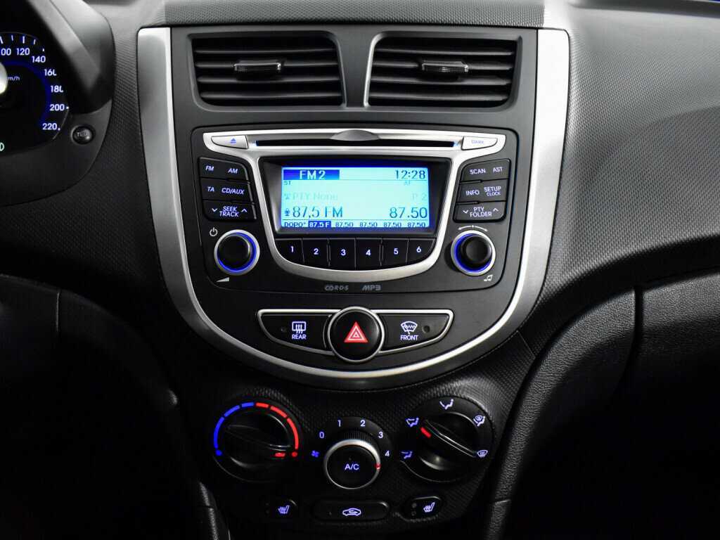 Купить Hyundai Solaris, 2014, 150 246 км.. Фото: #12