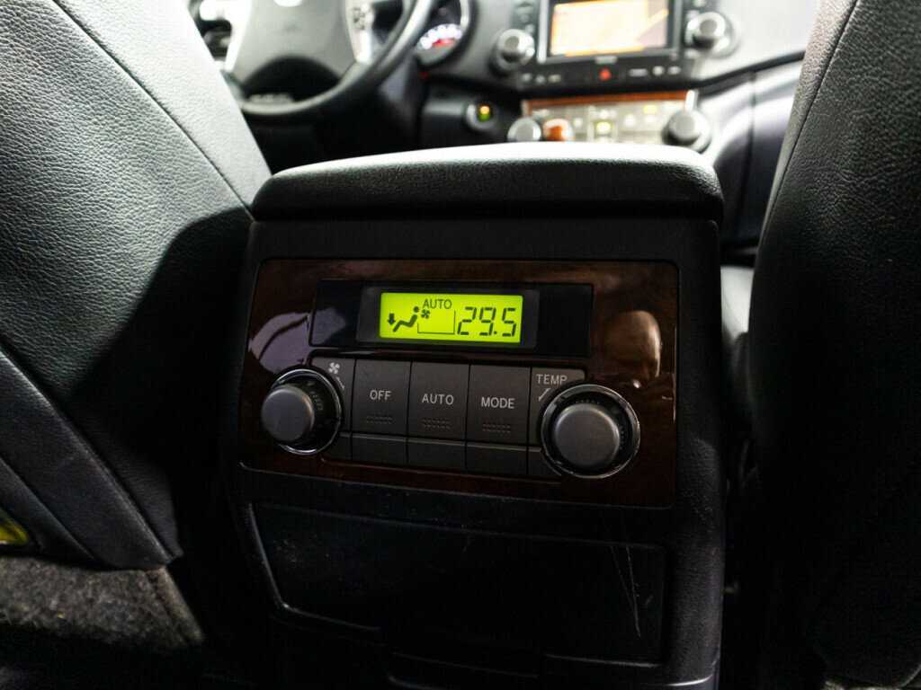 Купить Toyota Highlander, 2012, 167 236 км.. Фото: #19