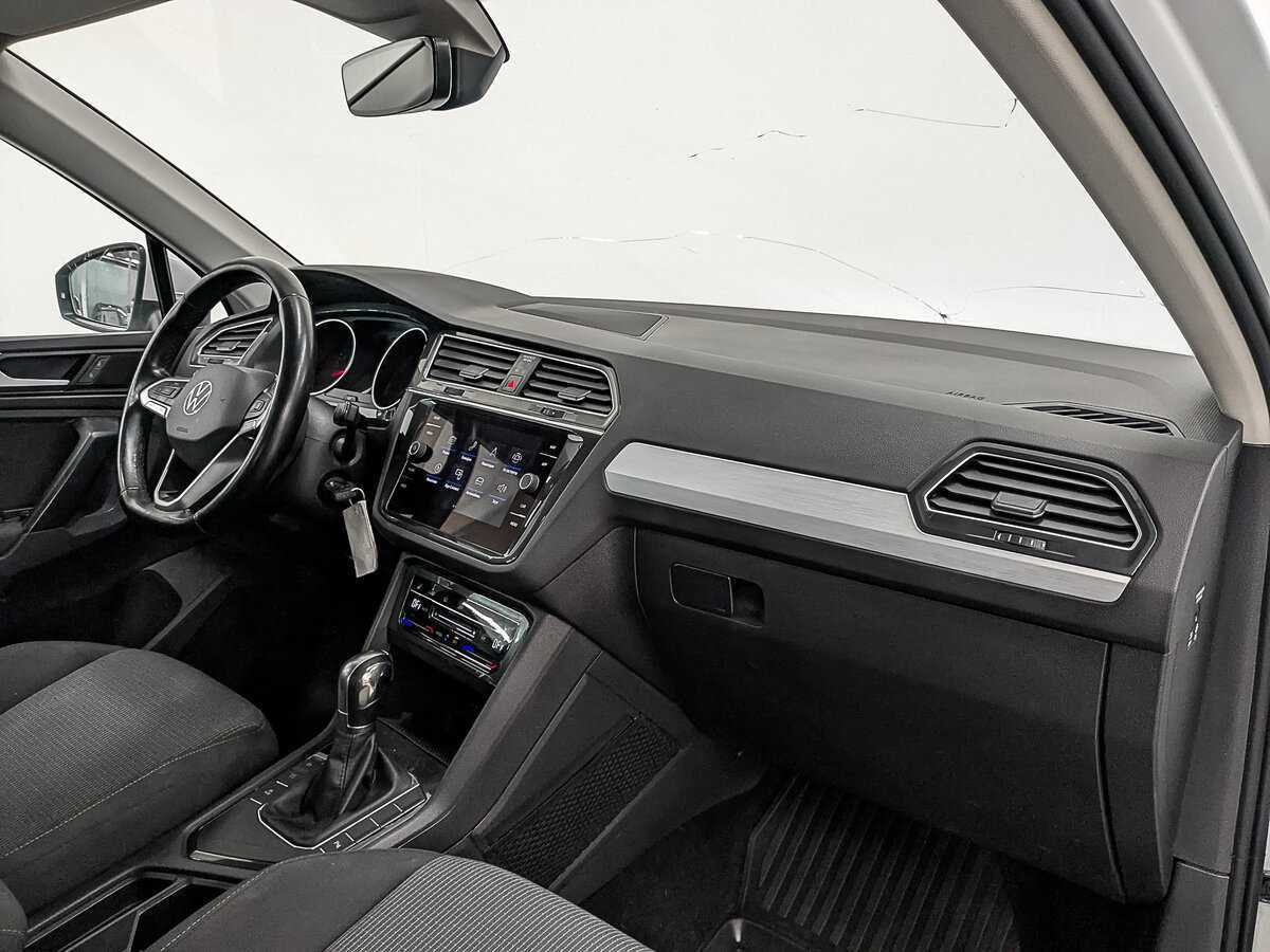 Купить Volkswagen Tiguan, 2021, 153 130 км.. Фото: #10