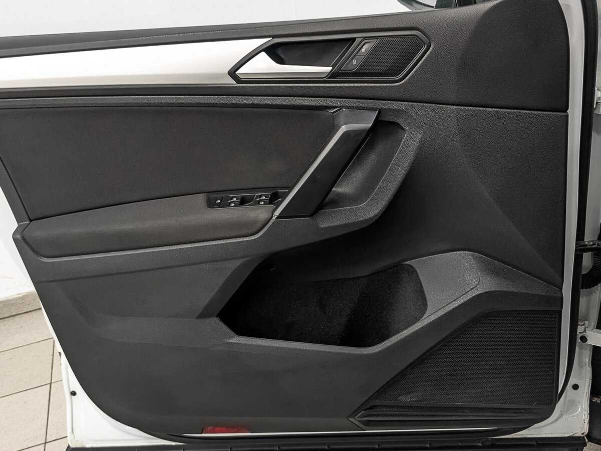 Купить Volkswagen Tiguan, 2021, 153 130 км.. Фото: #16