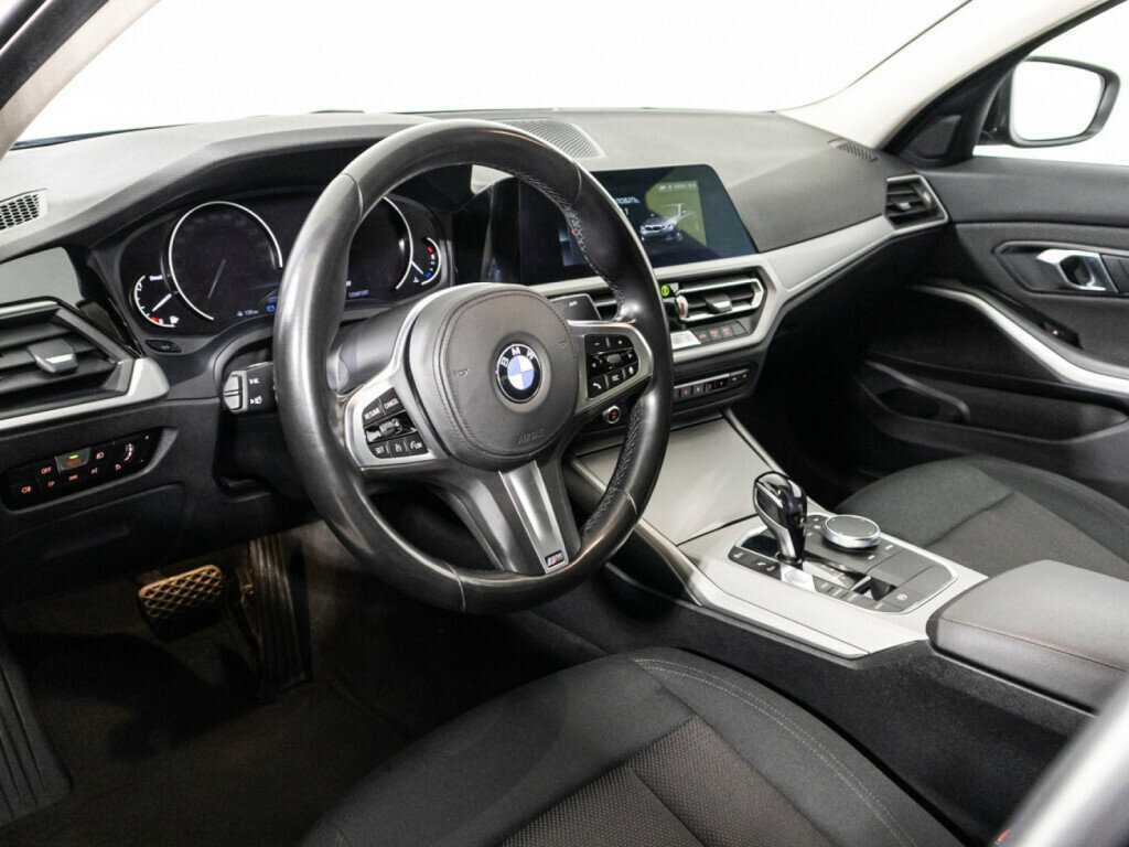 Купить BMW 3 серии, 2019, 94 470 км.. Фото: #10