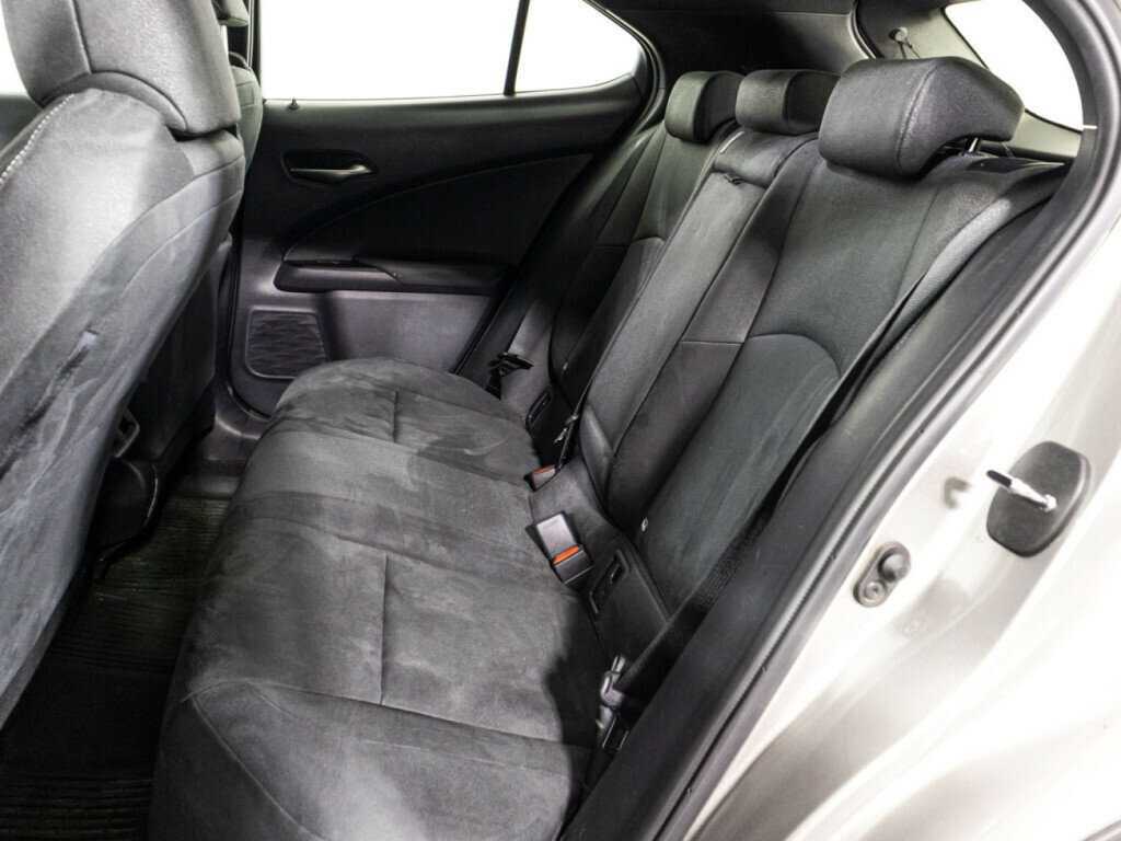 Купить Lexus UX, 2019, 69 661 км.. Фото: #9