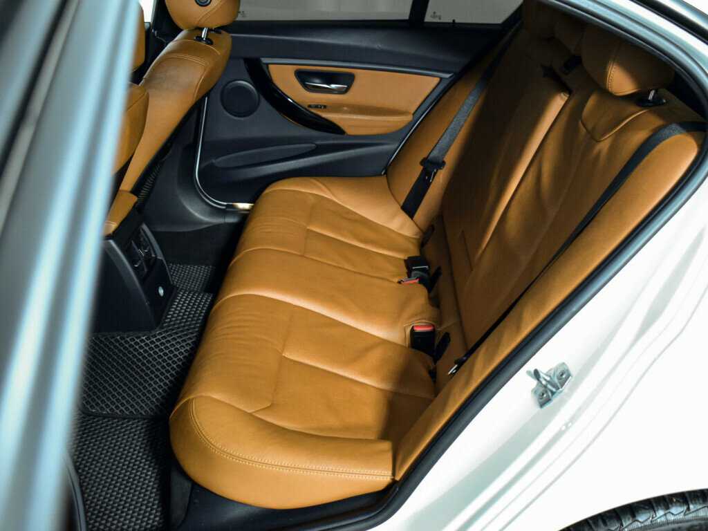 Купить BMW 3 серии, 2017, 177 000 км.. Фото: #13