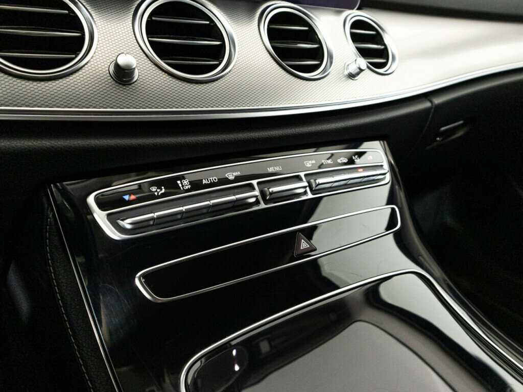 Купить Mercedes-Benz E-Класс, 2018, 102 797 км.. Фото: #17
