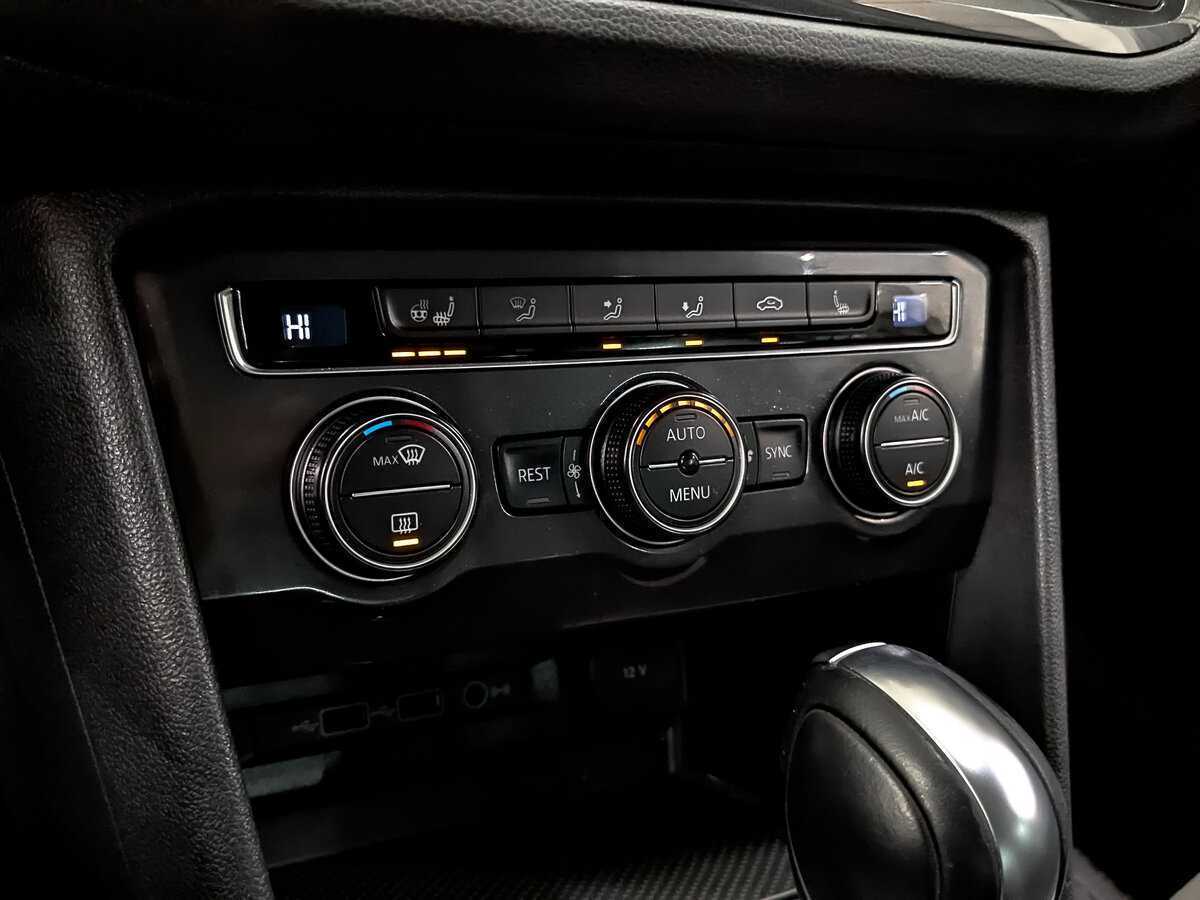 Купить Volkswagen Tiguan, 2020, 91 354 км.. Фото: #20