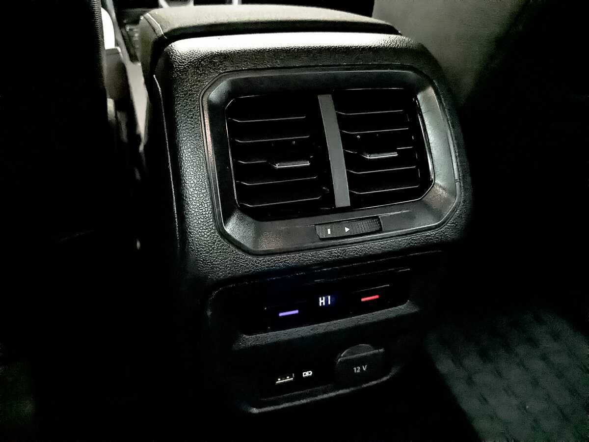 Купить Volkswagen Tiguan, 2020, 91 354 км.. Фото: #29