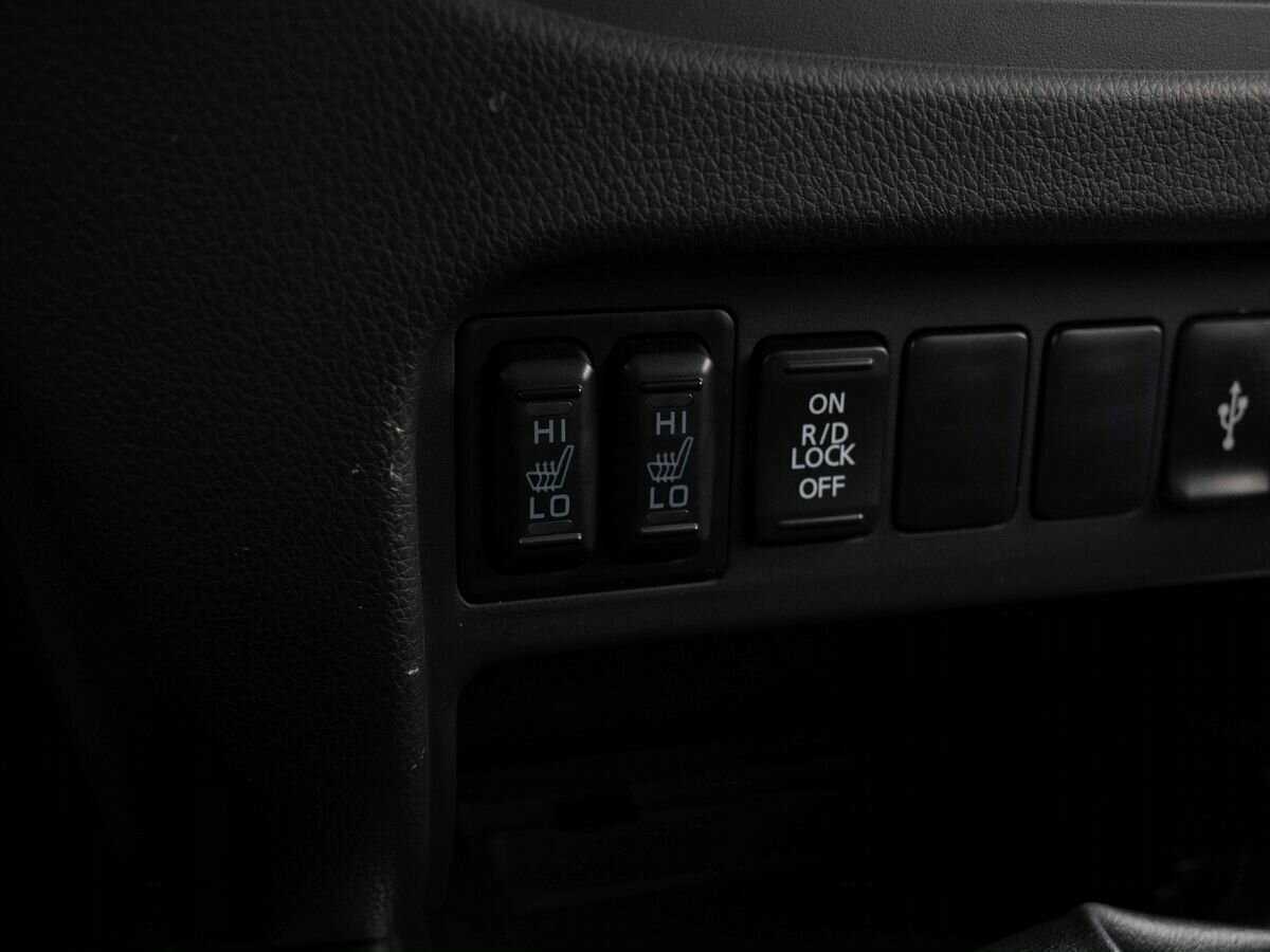 Купить Mitsubishi Pajero Sport, 2017, 111 378 км.. Фото: #19