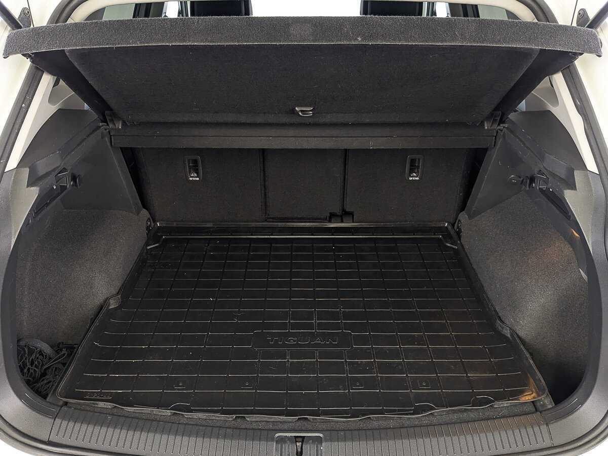 Купить Volkswagen Tiguan, 2018, 96 941 км.. Фото: #9