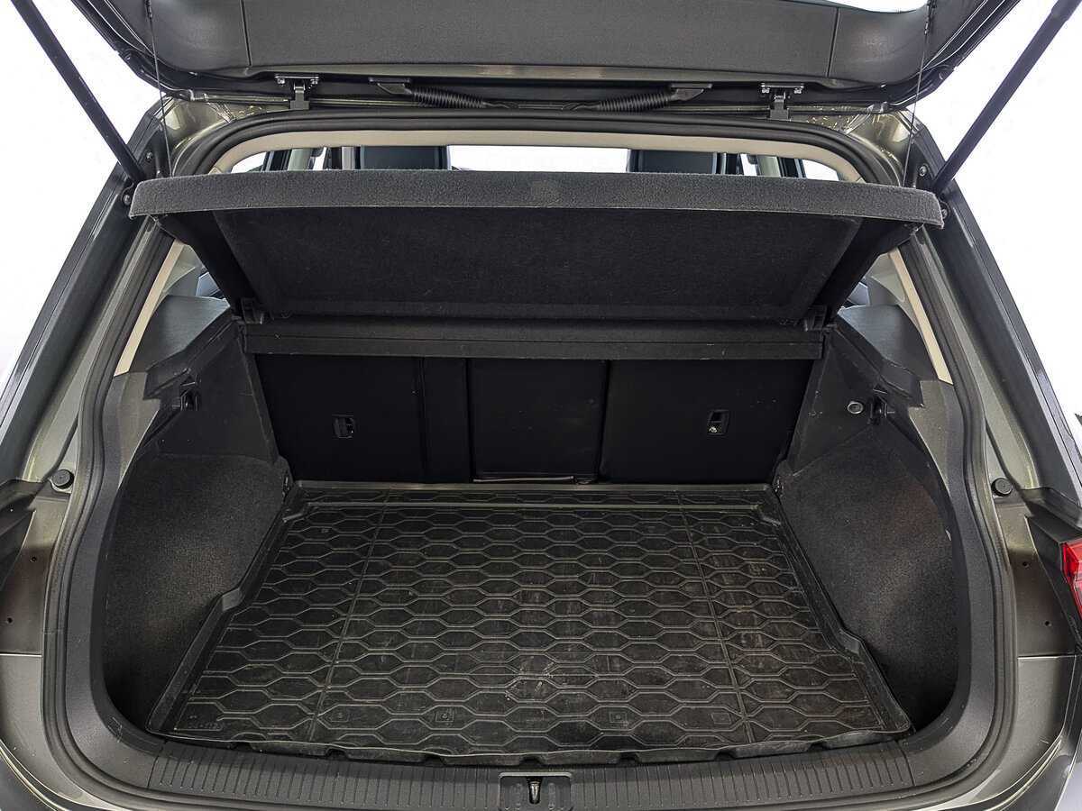 Купить Volkswagen Tiguan, 2021, 157 879 км.. Фото: #9