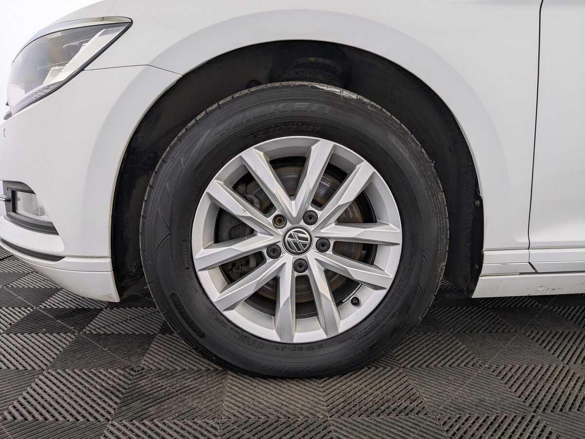 Купить Volkswagen Passat, 2019, 56 357 км.. Фото: #11
