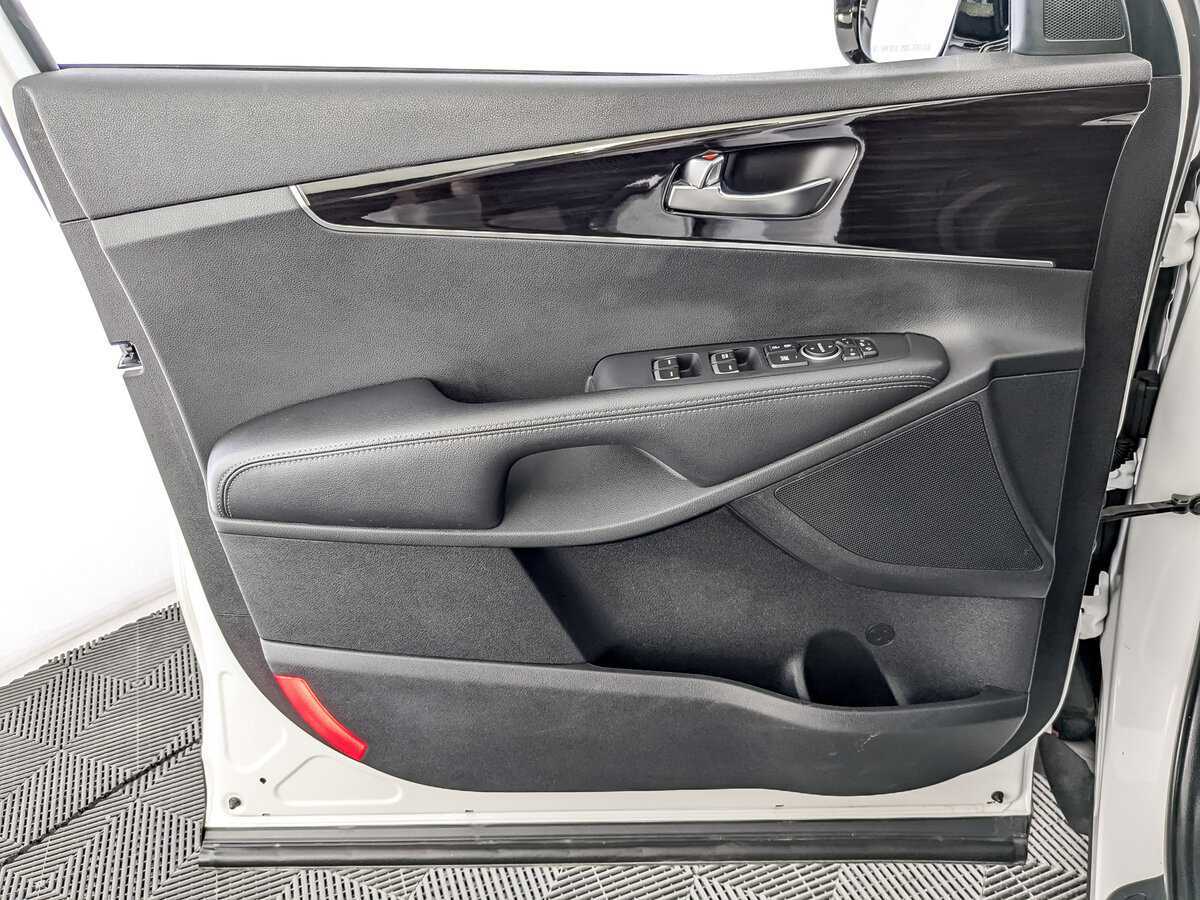 Купить Kia Sorento, 2019, 61 904 км.. Фото: #18