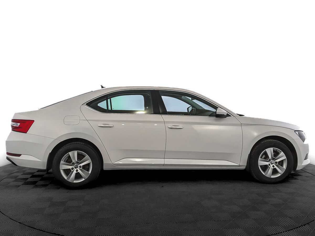 Купить Skoda Superb, 2017, 119 223 км.. Фото: #3