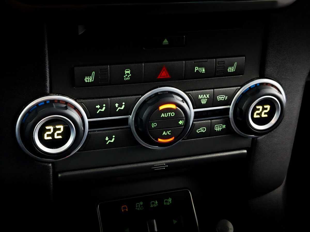 Купить Land Rover Discovery, 2015, 199 260 км.. Фото: #22