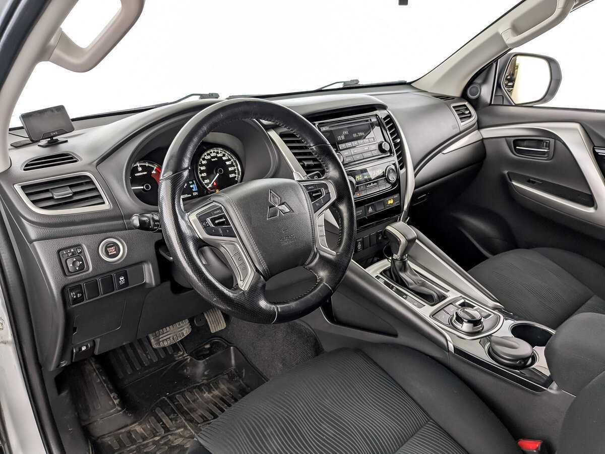 Купить Mitsubishi Pajero Sport, 2018, 188 221 км.. Фото: #15