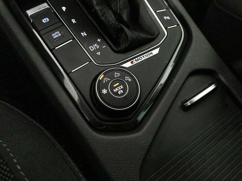 Купить Volkswagen Tiguan, 2019, 90 940 км.. Фото: #17