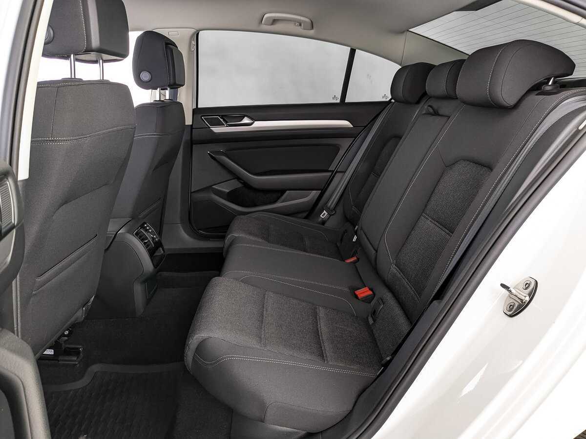 Купить Volkswagen Passat, 2019, 78 524 км.. Фото: #17