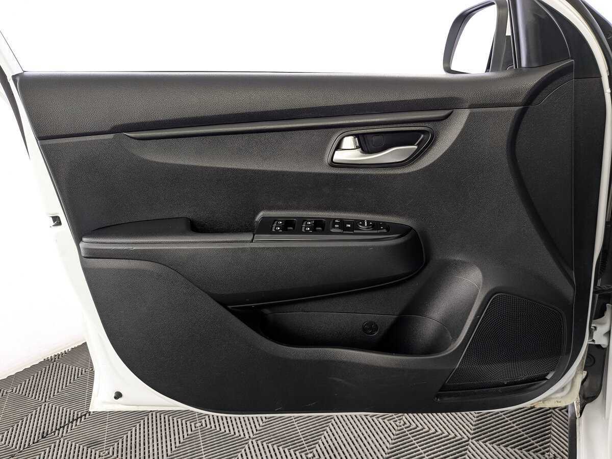 Купить Kia Rio, 2020, 172 900 км.. Фото: #15