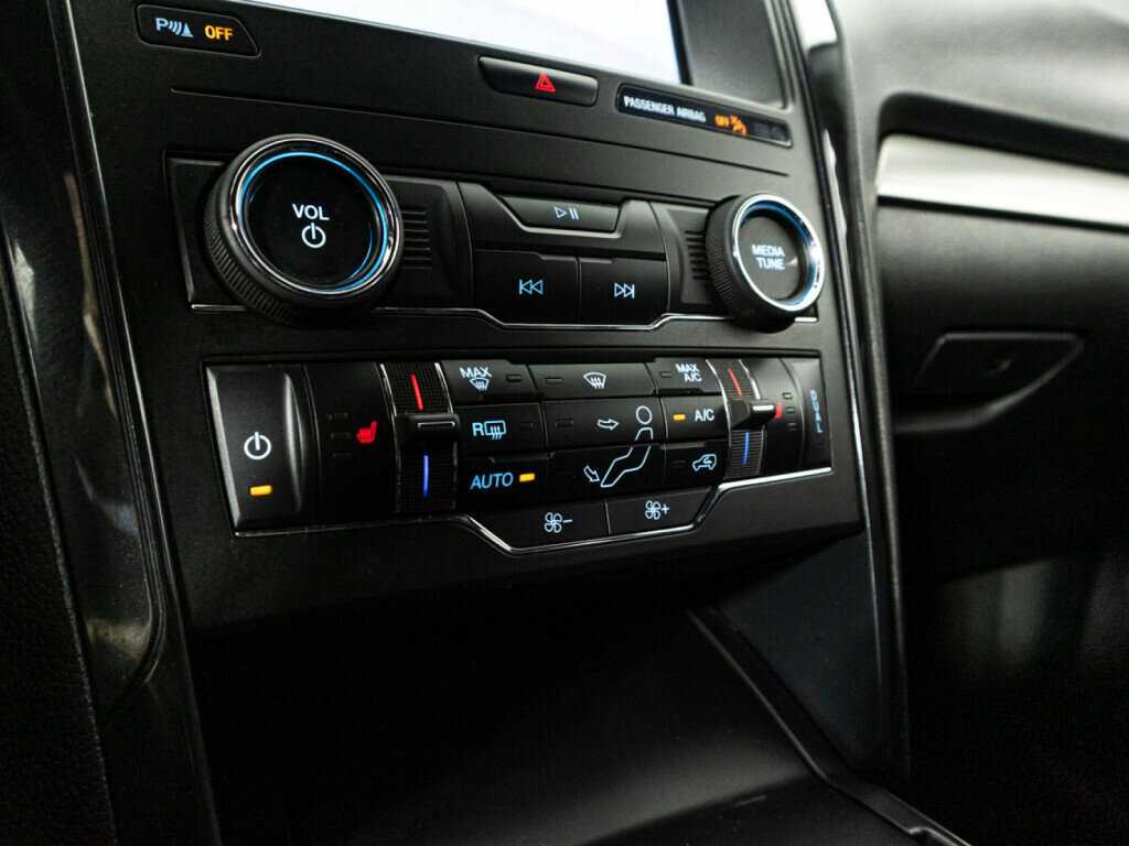 Купить Ford Explorer, 2019, 191 473 км.. Фото: #13