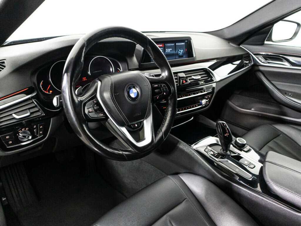 Купить BMW 5 серии, 2018, 147 719 км.. Фото: #10