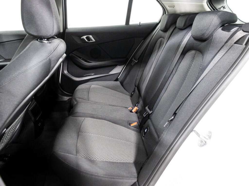 Купить BMW 1 серии, 2019, 140 424 км.. Фото: #9