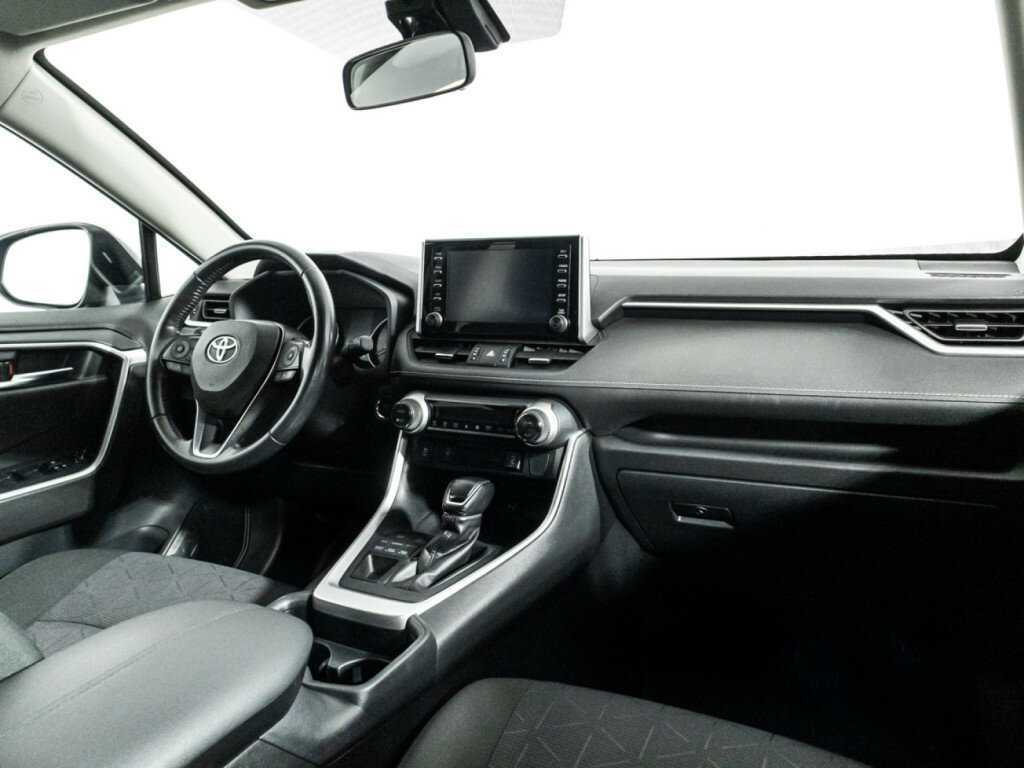 Купить Toyota RAV4, 2020, 129 776 км.. Фото: #8