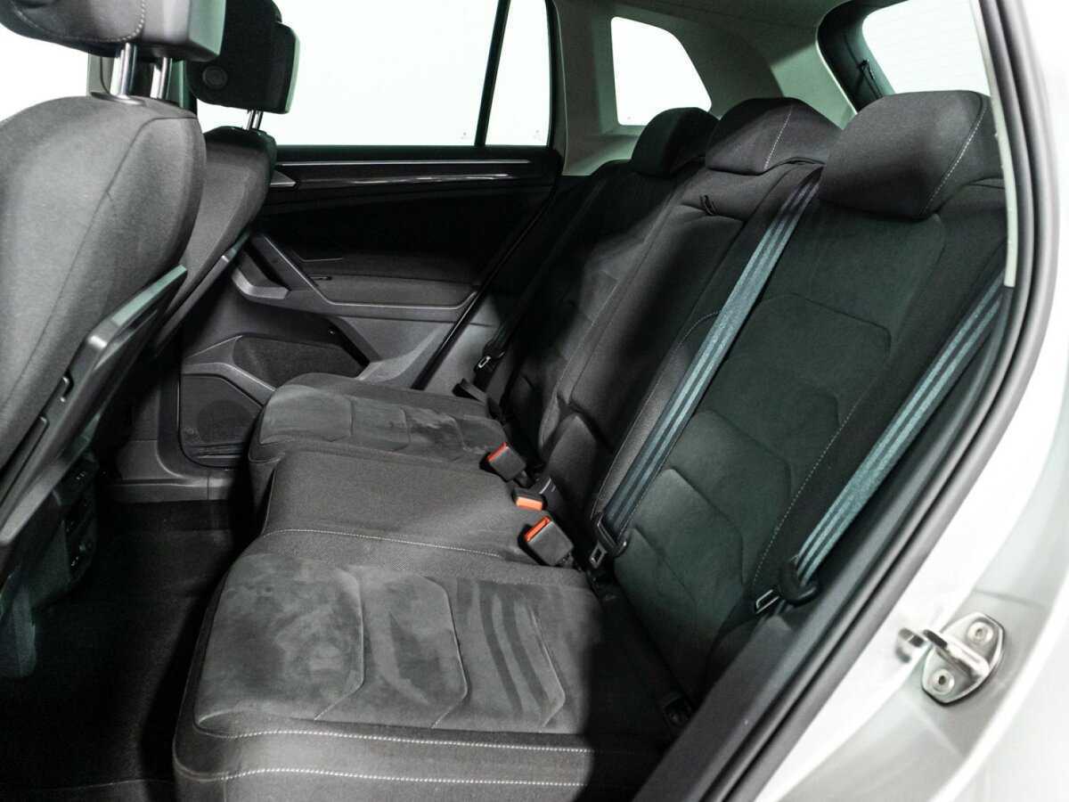 Купить Volkswagen Tiguan, 2019, 103 684 км.. Фото: #9