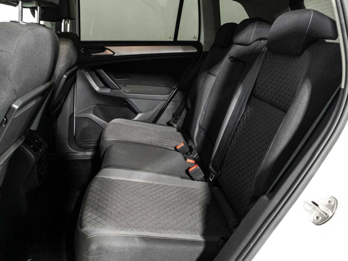Купить Volkswagen Tiguan, 2018, 145 890 км.. Фото: #9