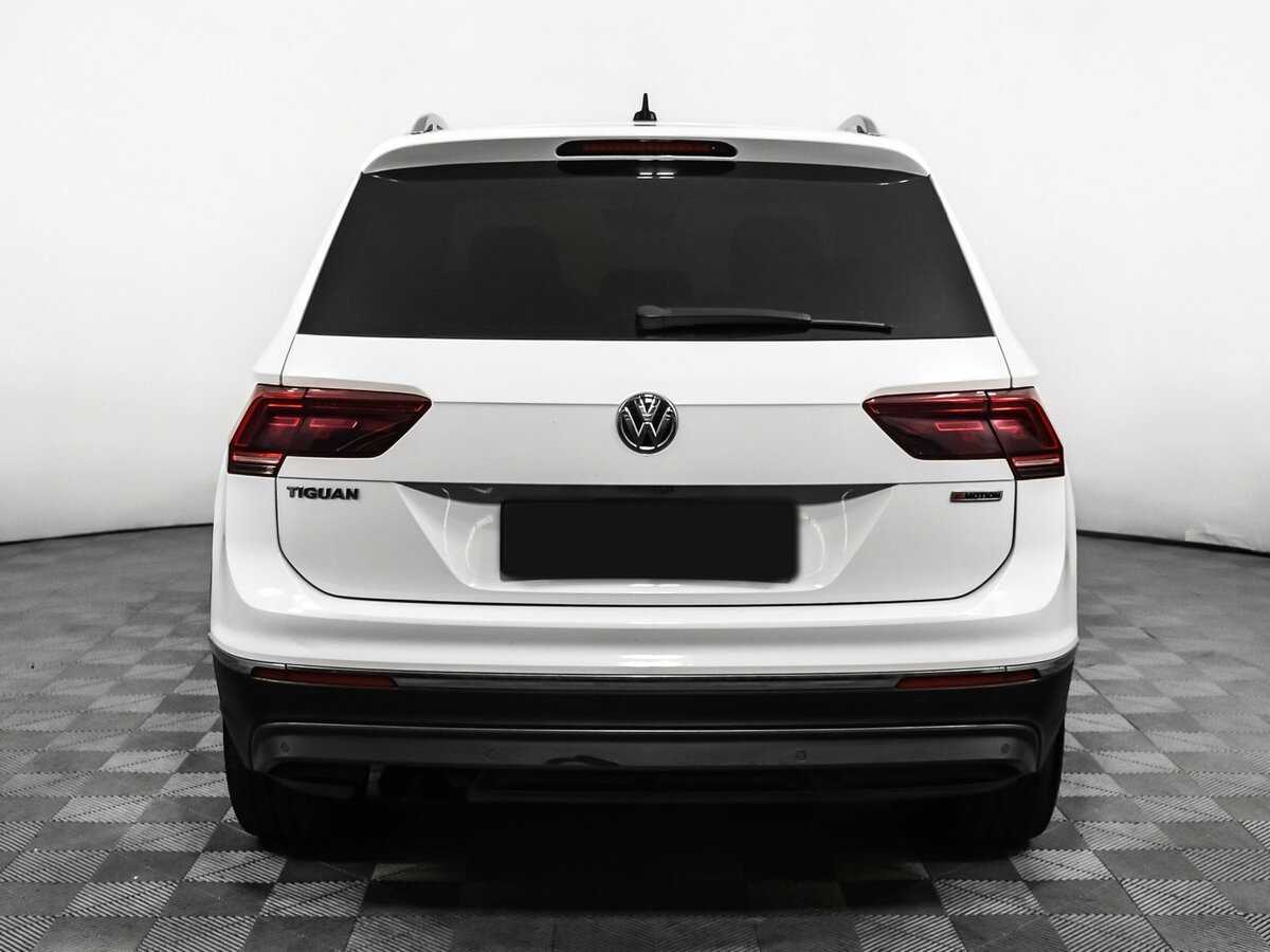 Купить Volkswagen Tiguan, 2018, 129 688 км.. Фото: #5