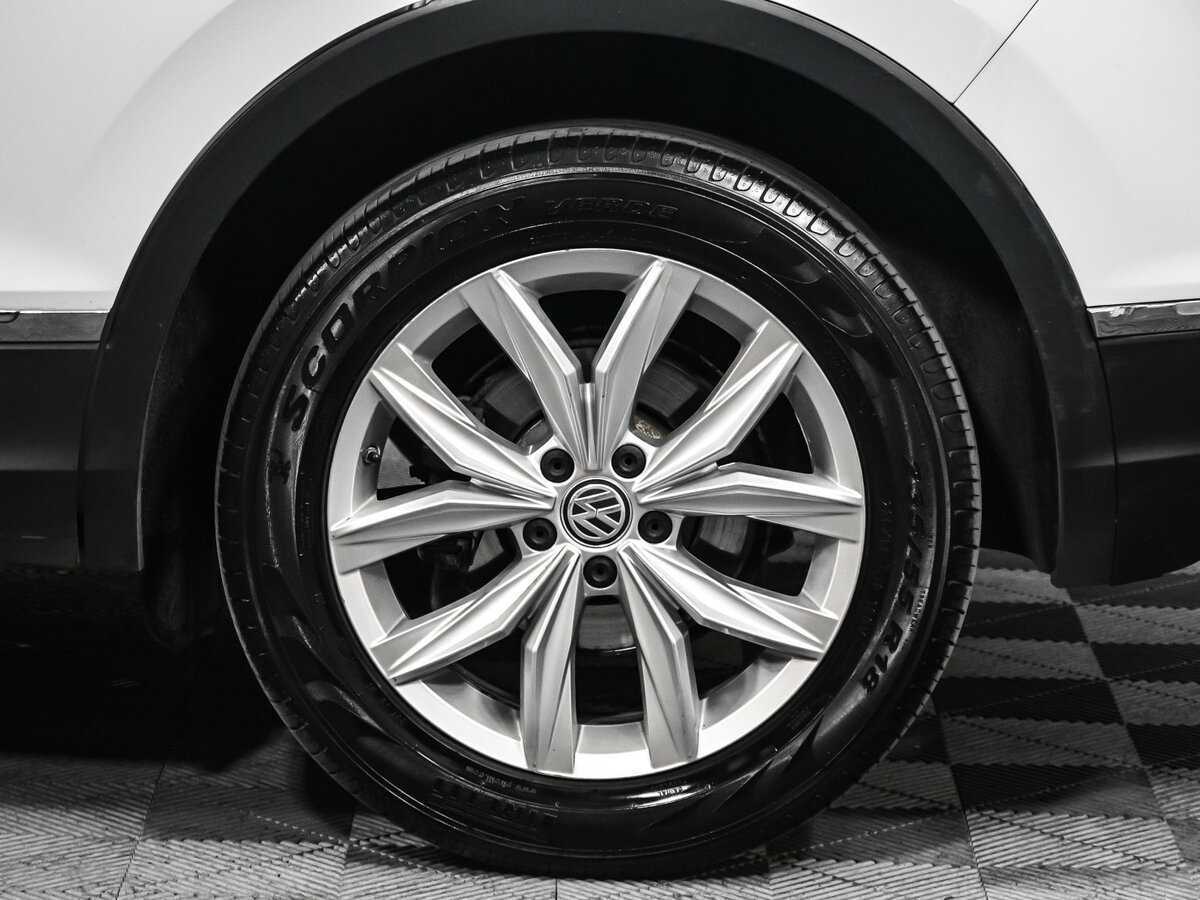 Купить Volkswagen Tiguan, 2018, 129 688 км.. Фото: #15