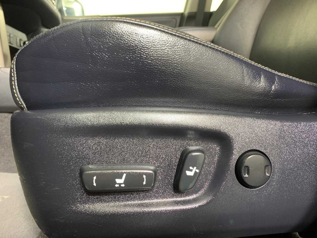 Купить Toyota RAV4, 2014, 142 404 км.. Фото: #16