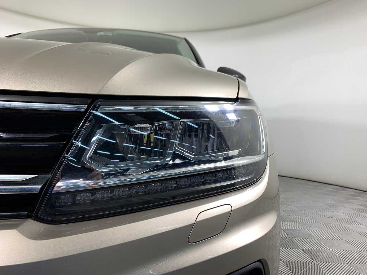 Купить Volkswagen Tiguan, 2019, 90 506 км.. Фото: #9