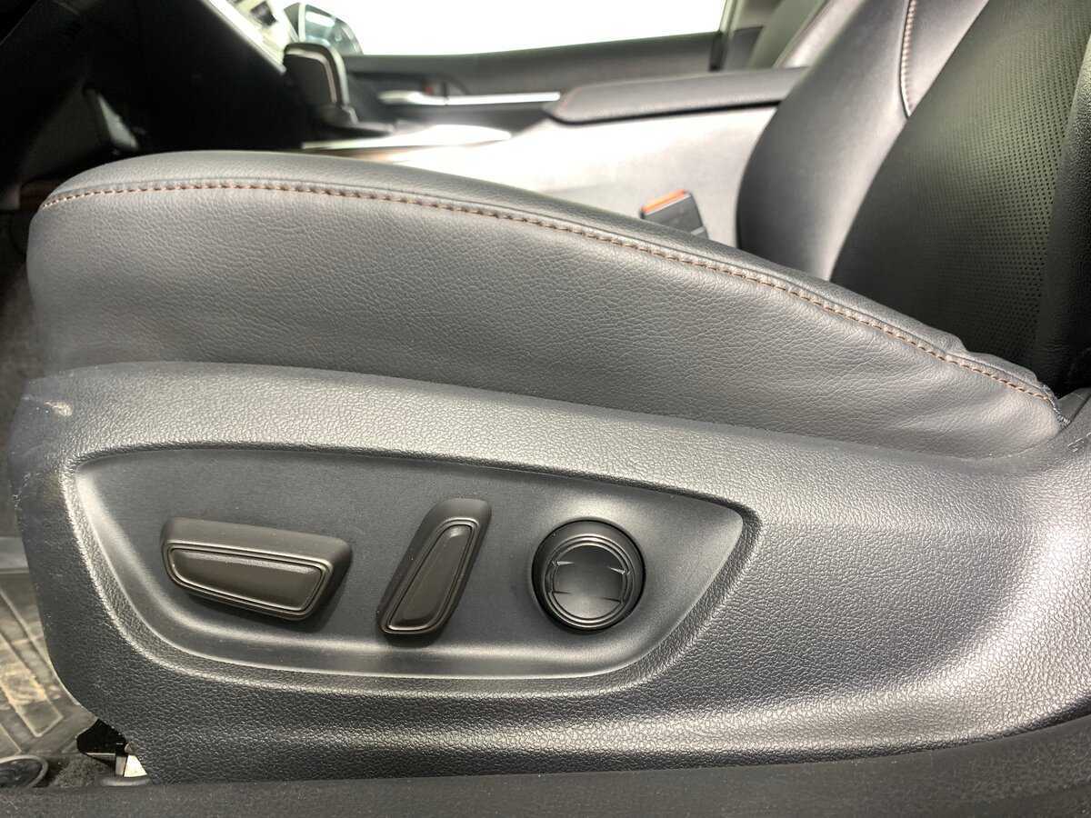 Купить Toyota Camry, 2020, 99 132 км.. Фото: #16