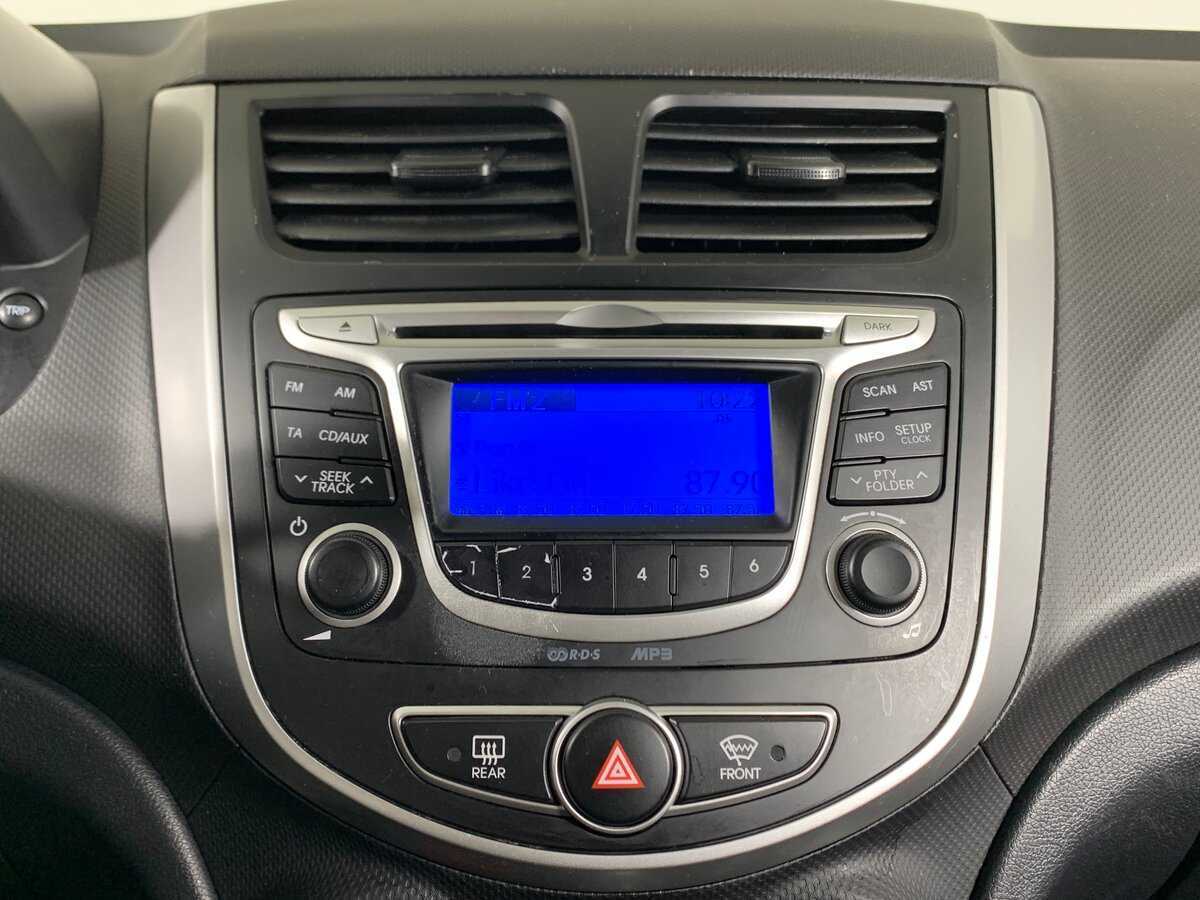 Купить Hyundai Solaris, 2013, 96 384 км.. Фото: #14