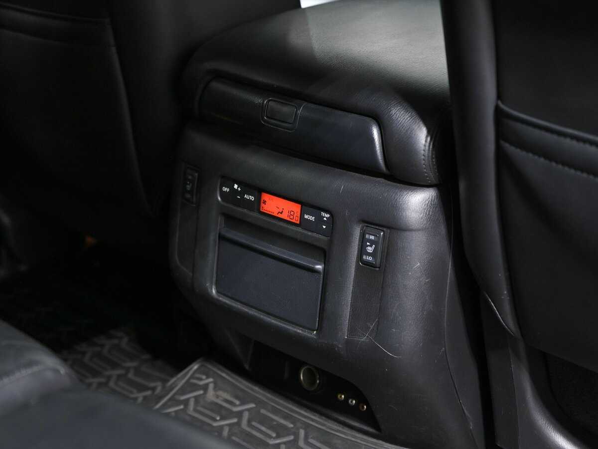 Купить Nissan Patrol, 2012, 188 769 км.. Фото: #20